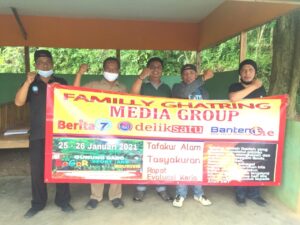 Media Group Adakan Family Gathering di Wisata Alam Gunung Dago