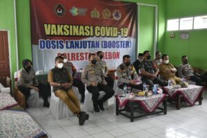 Kapolresta Cirebon Hadiri Zoom Meeting Vaksinasi Serentak Bersama Wakapolda Jabar