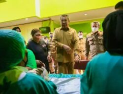 Walikota Tinjau Donor Darah dan Apresiasi Satpol PP Tangsel