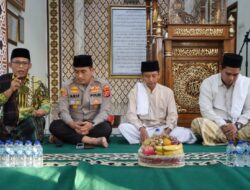 Personel Polresta Cirebon Ikuti Kegiatan Doa Bersama Binrohtal dan Khotmil Quran Hari Bhayangkara Ke-76