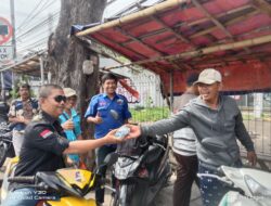 Ratusan Makanan Siap Saji Dibagikan FWJI Korwil Jakarta Barat