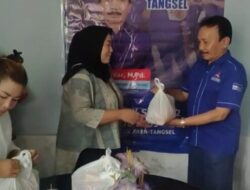 Bacaleg Partai Demokrat Drs. Ambiar, M.Pd Membagikan Sembako Di Awal Bulan Suci Ramadhan Wilayah Perigi dan Perigi Baru