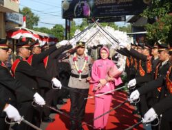 Polres Cirebon Kota Gelar Upacara Welcome And Farawell Parade Iringi Pisah Sambut Kapolres Cirebon Kota