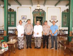 Jalin Silaturahmi, Kapolres Cirebon Kota Kunjungi Keraton Kasultanan Kacirebonan