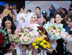 Kemeriahan Parade Fashion Show MDLY di Senayan City Penonton dibuat Takjub Melihat Koleksinya Yang Berjudul SEMASA Terbaru