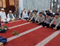 Demi Situasi Kondusif Jelang Pemilu, Dit Binmas Polda Metro Jaya Laksanakan Program Subuh Keliling di Masjid Al Hidayah Cilandak Barat