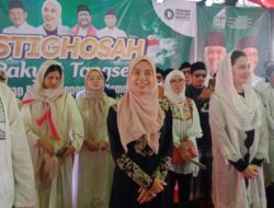 Acara Istighosah PDIP Tangsel, Siti Atiqoh Istri Ganjar: Ikhtiar dan Mengetuk Pintu Langit untuk Pemilu 2024