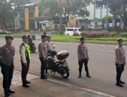 Polsek Pondok Aren Polres Tangerang Selatan Siaga Antisipasi Keramaian Ngabuburit Balap Liar di TL Penabur