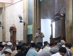 Subuh Keliling di Masjid Jami Al-Ijma, Pesan Kapolres Tangsel : Jelang Akhir Ramdhan Waspada Pelaku 3C