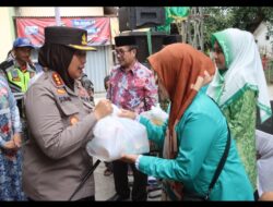 Warga Serbu Bazar Murah Ramadhan Kolaborasi PCNU Disperdagin Dan Polresta Cirebon