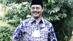 Rektor UMT Ambil Formulir Pendaftaran Bakal Calon Walikota Tangerang