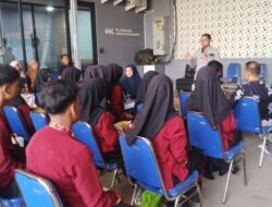 Owner dan CEO Laundrea Diapresiasi SMK Terpadu Ibadurrahman Sukabumi Atas Motivasi Untuk Menjadi Enterpreneur 