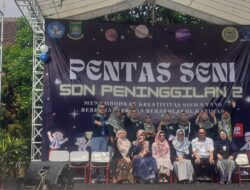 SDN Peninggilan 2 Gelar Pentas Seni Dengan Mengangkat Tema “Menumbuhkan Kreatifitas Siswa Yang Berkarakter Dan Berakhlakul Karimah”