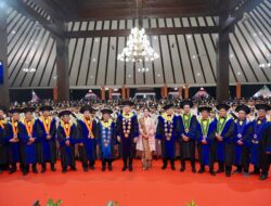 Wisuda 702 Taruna Sekolah Tinggi Pertanahan Nasional, Menteri AHY: Jangan Pernah Berhenti Belajar