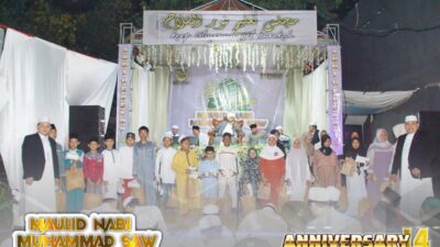 Majelis Ta’lim dan Bimbel Nurul Falah Peringati Maulid Nabi dan Milad ke-14 dengan Khidmat dan Suka Cita