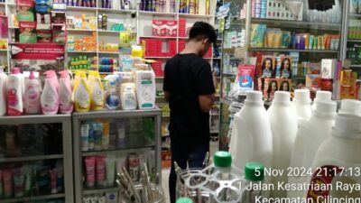 Disinyalir Oknum APH Back Up Toko Kosmetik Penjual Obat-Obatan Tipe G di Cilincing