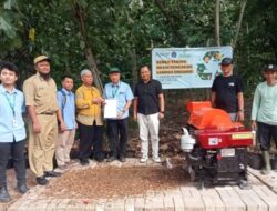 Apical Wujudkan Pengadaan Mesin Pencacah Daun Sampah Organik Untuk Hutan Kota Rawamalang Jakarta Utara