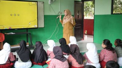 Dalam Meningkatkan Kompetensi Guru Di Kota Tangerang, Dinas Pendidikan Melakukan Program Sabtu Bermutu