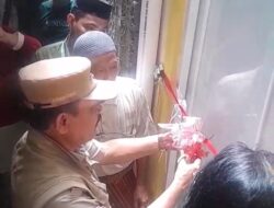 Lurah Angke Firmansyah Resmikan Program Bedah Rumah di RT 013 RW 01