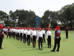 Kesbangpol Kota Tangerang Mengasah Keterampilan Baris Paskibraka Jalani TC Satu Bulan Jelang HUT RI ke-80