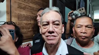 Fariz RM Tunggu Nasib di Sidang Tatap Muka, Putusan Ditunda 11 September Kuasa Hukum Deolipa Minta Terdakwa Hadir dalam Persidangan