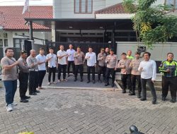 Sinergi TNI – POLRI, Patroli Skala Besar Jaga Kondusivitas Kelapa Dua