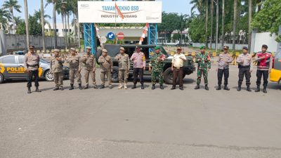 Berikan Rasa Aman dan Nyaman, TNI-Polri Gelar Patroli Skala Besar di Siang Hari