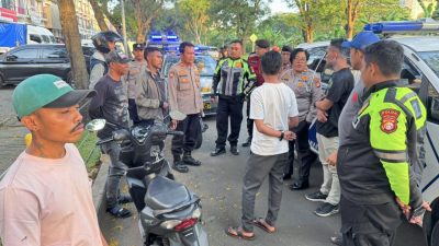 Patroli Skala Besar, Polsek Kelapa Dua Amankan Tiga Debt Collector Lakukan Penarikan Kendaraan Secara Paksa