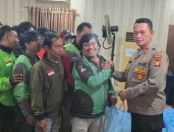 Polsek Serpong Gelar Silaturahmi dan Berikan Paket Sembako untuk Komunitas Ojol
