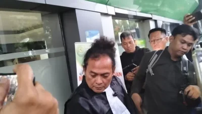 Hakim Jatuhkan Vonis 10 Bulan Penjara untuk Fariz RM, Denda Rp800 Juta