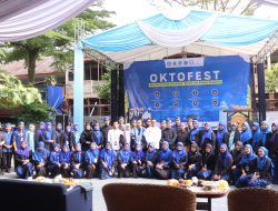 SMKN 4 Tangsel Meriahkan Suasana Sekolah Lewat Oktofest 2025