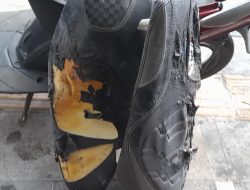 Polisi Gercep Cek TKP Kendaraan Bermotor yang Terbakar akibat Korsleting Kelistrikan di Ciputat