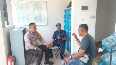 Program Jaga Jakarta+, Bhabinkamtibmas Gerakkan Warga Kampung Sawah Ciptakan Lingkungan Aman