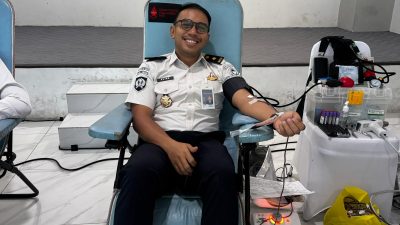 Lapas Kelas I Tangerang Ikut Donor Darah hingga Serahkan Bibit Kelapa di HBI ke-76