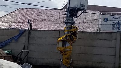 Tak Kantongi Izin, Sejumlah Menara BTS di Jakarta Barat Disegel Satpol PP