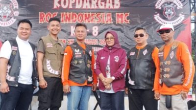 Prosesi Penyematan Atribut Warnai Kopdargab ke-8 ROC Indonesia MC di Ciseeng