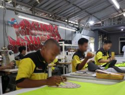 Jeruji Bukan Penghalang, WBP Rutan Kelas I Tangerang Produksi Sepatu Rutira Berkualitas