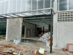 Pembangunan Padel Tanpa PBG di Kedoya Selatan Disegel, Proyek Tetap Berjalan