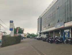 Aksi Parkir Liar di Ciputat Dikeluhkan, Diduga Paksa Bayar