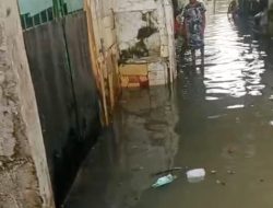 Proyek Kali BSI Ditutup, Warga Cengkareng Barat Kebanjiran hingga 40 Cm