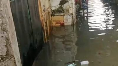 Proyek Kali BSI Ditutup, Warga Cengkareng Barat Kebanjiran hingga 40 Cm