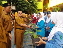 Gak Main Main ‎Kepala SMPN 17 Kota Tangerang Nasrullah, S.Kom Bertekad Wujudkan Adiwiyata Mandiri