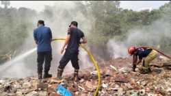 ‎Damkar Ciledug Butuh Tiga Jam Padamkan Kebakaran di Pondok Bahar
