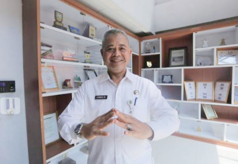 Kepala Dinas Perpustakaan dan Arsip Daerah (DPAD) Kota Tangerang Drs. H. Engkos Zarkasyi A, M.Si