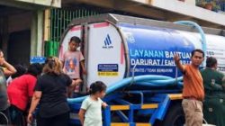 Warga Pegadungan Apresiasi Bantuan Air Bersih PAM JAYA: “Terima Kasih PAM JAYA”
